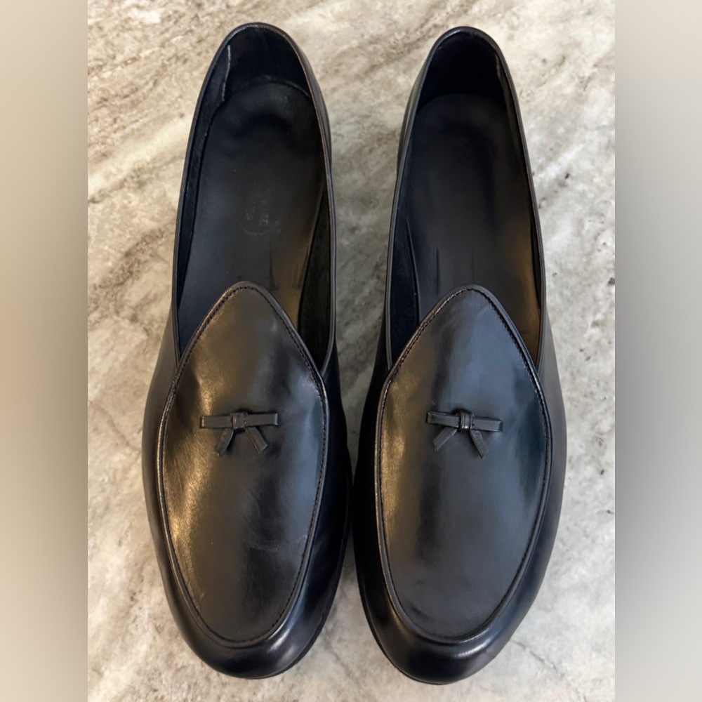 BELGIAN SHOES TRAVELER LOAFERS BLACK LEATHER SLIPPERS BOW TIE 12 MOCCASINS MOCS